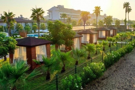 Crystal Boutique Beach Resort & Spa - 7