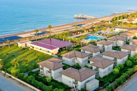 Crystal Boutique Beach Resort & Spa - 9