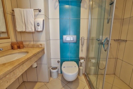 Crystal Boutique Beach Resort & Spa - 12