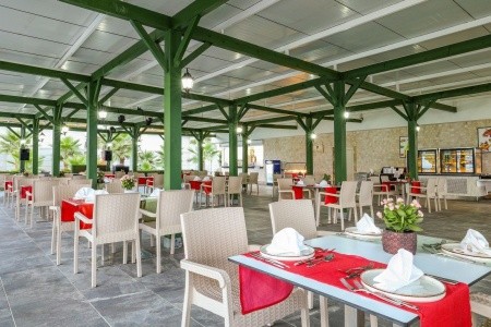 Crystal Boutique Beach Resort & Spa - 13