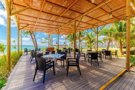 Crystals Beach Resort Belle Mare - 11