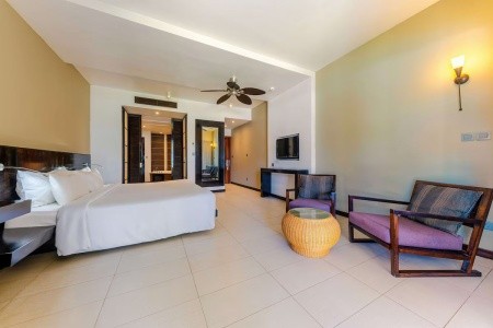 Crystals Beach Resort Belle Mare - 23