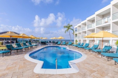 Sea Breeze Beach House (Oistins) - 9