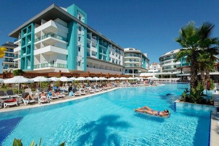 Seashell Resort & Spa - 5