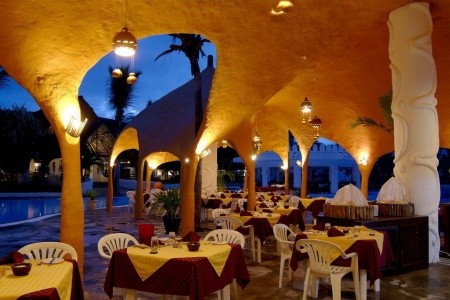 Southern Palms Beach Resort - 12