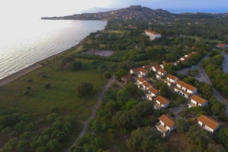 Delfinia Hotel & Bungalows — foto 2