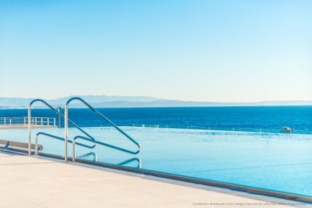 Hilton Rijeka Costabella Beach Resort & Spa - 39