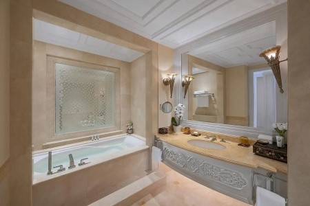 Spojené arabské emiráty Abu Dhabi Emirates Palace Kempinski 12 dňový pobyt Raňajky Letecky Letisko: Praha September 2026 ( 3/09/26-14/09/26)