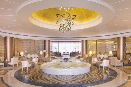 Spojené arabské emiráty Dubaj Al Habtoor Grand Resort, Autograph Collection 8 dňový pobyt Polpenzia Letecky Letisko: Praha January 2027 (13/01/27-20/01/27)