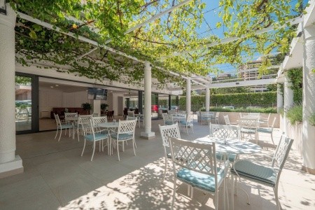 Montenegro Beach Resort - 8