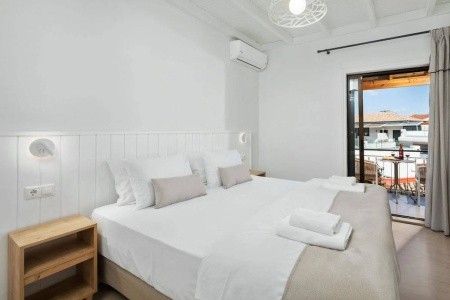 Grécko Korfu Bella Vista - Apartmány A Studia 6 dňový pobyt Raňajky Letecky Letisko: Praha October 2026 (13/10/26-18/10/26)