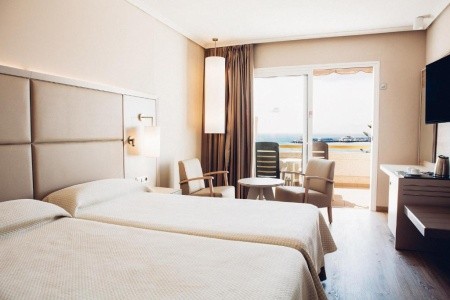 Kanárske ostrovy Tenerife Arona Gran & Spa 11 dňový pobyt Raňajky Letecky Letisko: Budapešť February 2027 (11/02/27-21/02/27)