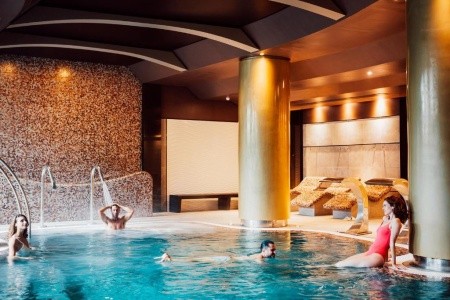 Kanárske ostrovy Tenerife Arona Gran & Spa 11 dňový pobyt Raňajky Letecky Letisko: Budapešť February 2027 (11/02/27-21/02/27)
