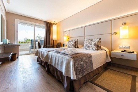 Kanárske ostrovy Tenerife Arona Gran & Spa 11 dňový pobyt Raňajky Letecky Letisko: Budapešť February 2027 (11/02/27-21/02/27)