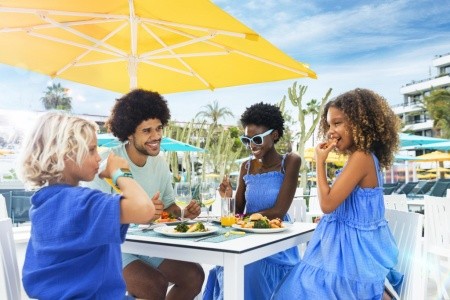 Kanárske ostrovy Tenerife Spring Hotel Bitacora 8 dňový pobyt Polpenzia Letecky Letisko: Budapešť December 2026 (17/12/26-24/12/26)