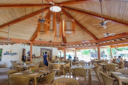 Bluewater Maribago Beach Resort - 8