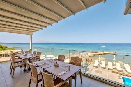 Golden Coast Resort - 4