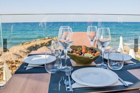 Golden Coast Resort - 5