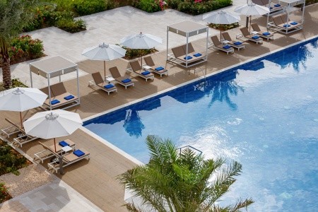 Spojené arabské emiráty Fujairah Intercontinental Fujairah Resort 8 dňový pobyt Raňajky Letecky Letisko: Praha January 2027 (13/01/27-20/01/27)