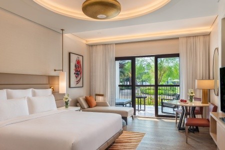 Spojené arabské emiráty Fujairah Intercontinental Fujairah Resort 8 dňový pobyt Raňajky Letecky Letisko: Praha January 2027 (13/01/27-20/01/27)
