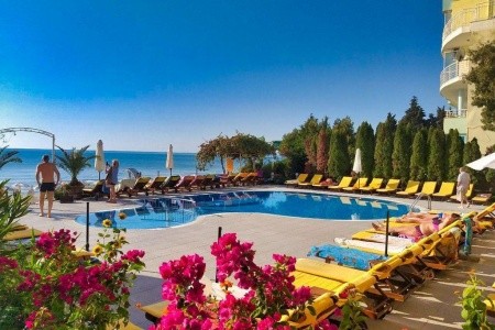 Aphrodite Beach - 2