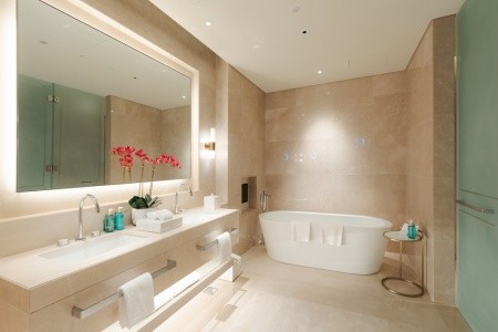 Spojené arabské emiráty Dubaj Five Luxe Jbr 9 dňový pobyt All Inclusive Letecky Letisko: Praha August 2026 (28/08/26- 5/09/26)