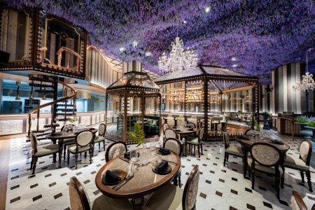 Spojené arabské emiráty Dubaj Five Luxe Jbr 9 dňový pobyt All Inclusive Letecky Letisko: Praha August 2026 (28/08/26- 5/09/26)