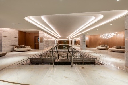 Spojené arabské emiráty Dubaj Five Luxe Jbr 9 dňový pobyt All Inclusive Letecky Letisko: Praha August 2026 (28/08/26- 5/09/26)