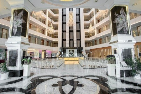Q Premium Resort - 22