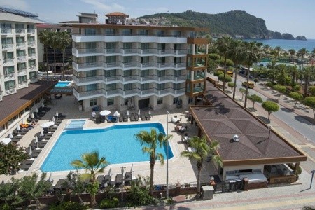 Riviera Hotel & Spa - 2