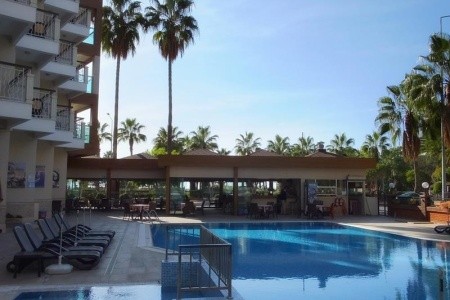 Riviera Hotel & Spa - 3