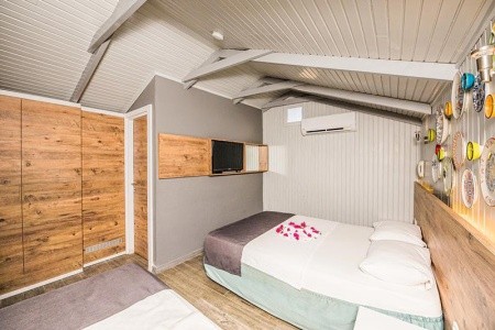 Leda Beach - 30