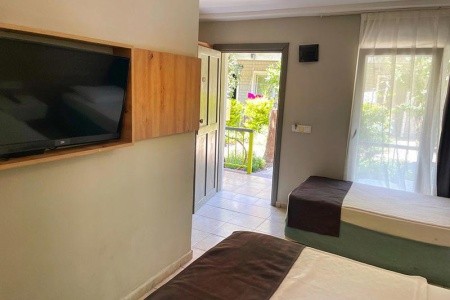 Leda Beach - 32