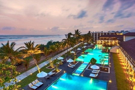 Centara Ceysands Resort & Spa
