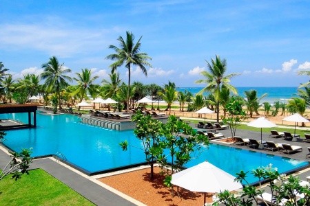 Centara Ceysands Resort & Spa