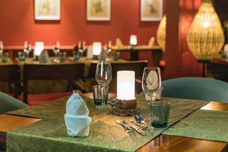Centara Ceysands Resort & Spa