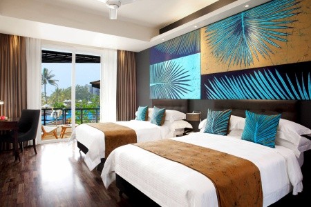 Centara Ceysands Resort & Spa