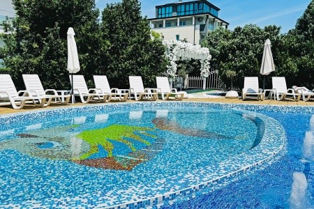 Bulharsko Prímorsko Queen Nelly 5 dňový pobyt All Inclusive Letecky Letisko: Praha August 2026 (12/08/26-16/08/26)