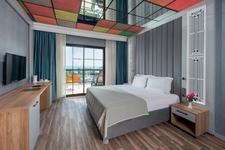 Siam Elegance - 12