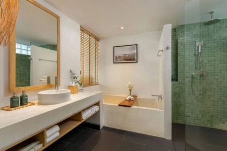 Thajsko Phuket Outrigger Surin Beach Resort (Ex.