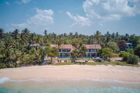 Ubuntu Beach Villas By Reveal (Kamburugamuwa)
