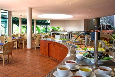 Madeira Funchal Pestana Ocean Bay 6 dňový pobyt All Inclusive Letecky Letisko: Budapešť December 2026 (21/12/26-26/12/26)