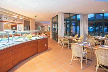 Madeira Funchal Pestana Ocean Bay 6 dňový pobyt All Inclusive Letecky Letisko: Budapešť December 2026 (21/12/26-26/12/26)