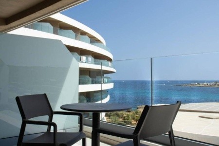 Ramla Bay - 11