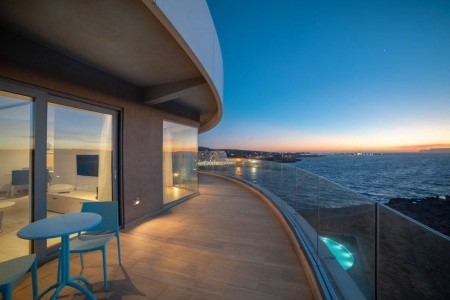 Ramla Bay - 15
