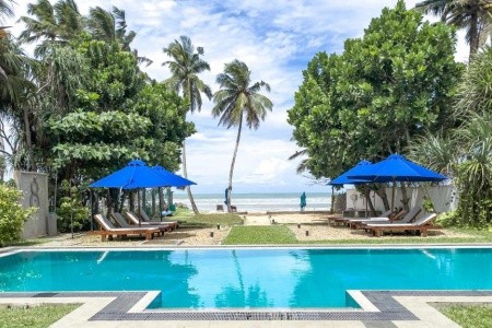 Parangi Weligama Bay