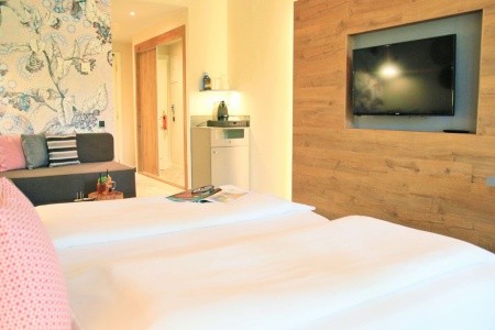Lindner Hotel Mallorca Portals Nous, Part Of Jdv By Hyatt