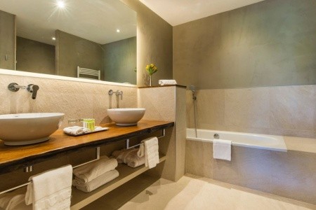 Lindner Hotel Mallorca Portals Nous, Part Of Jdv By Hyatt