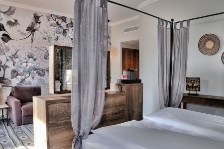 Lindner Hotel Mallorca Portals Nous, Part Of Jdv By Hyatt