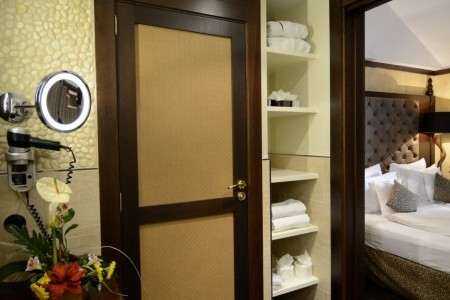 Lindner Hotel Mallorca Portals Nous, Part Of Jdv By Hyatt